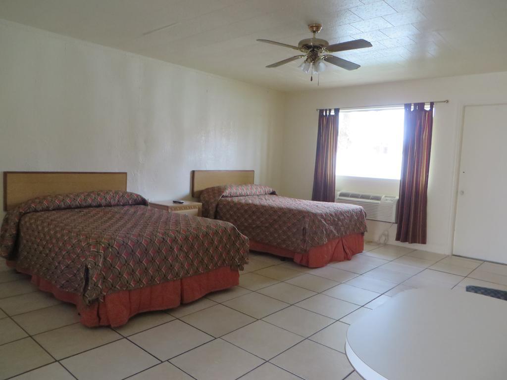 Sunset Inn Fort Pierce Ruang foto