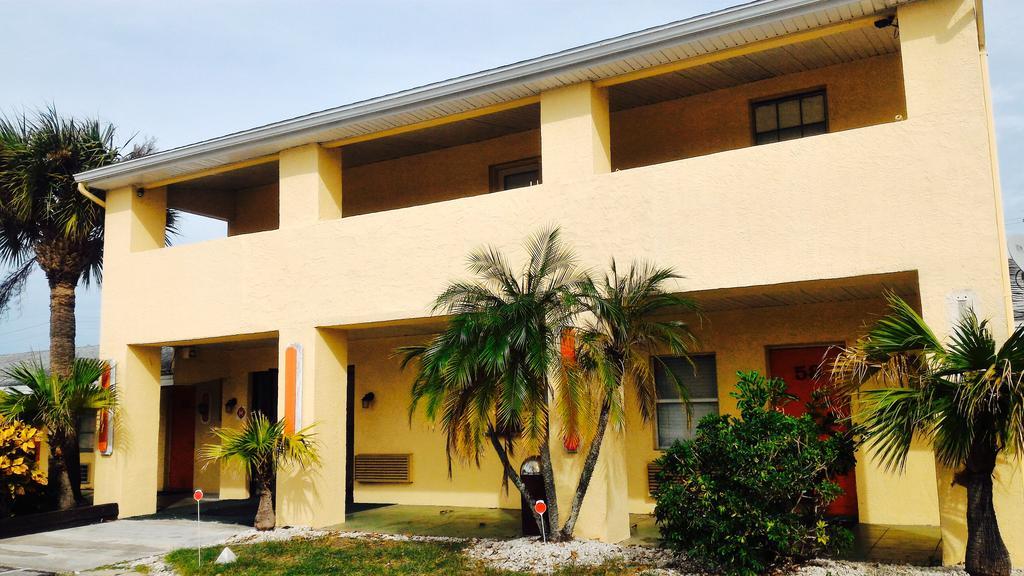 Sunset Inn Fort Pierce Bagian luar foto