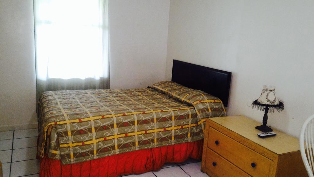Sunset Inn Fort Pierce Bagian luar foto