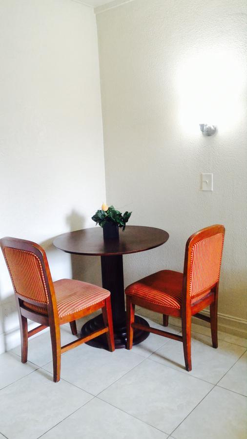 Sunset Inn Fort Pierce Bagian luar foto
