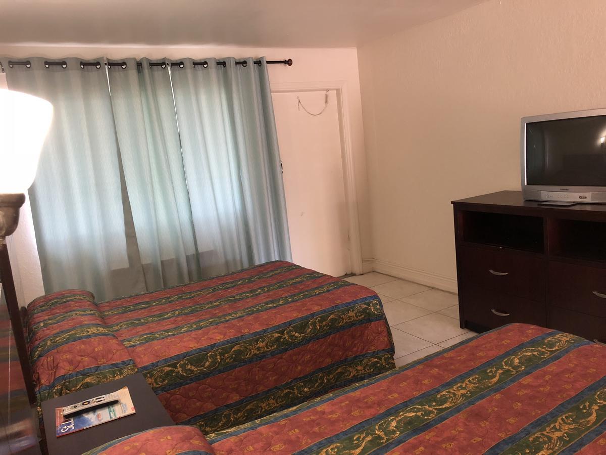 Sunset Inn Fort Pierce Bagian luar foto