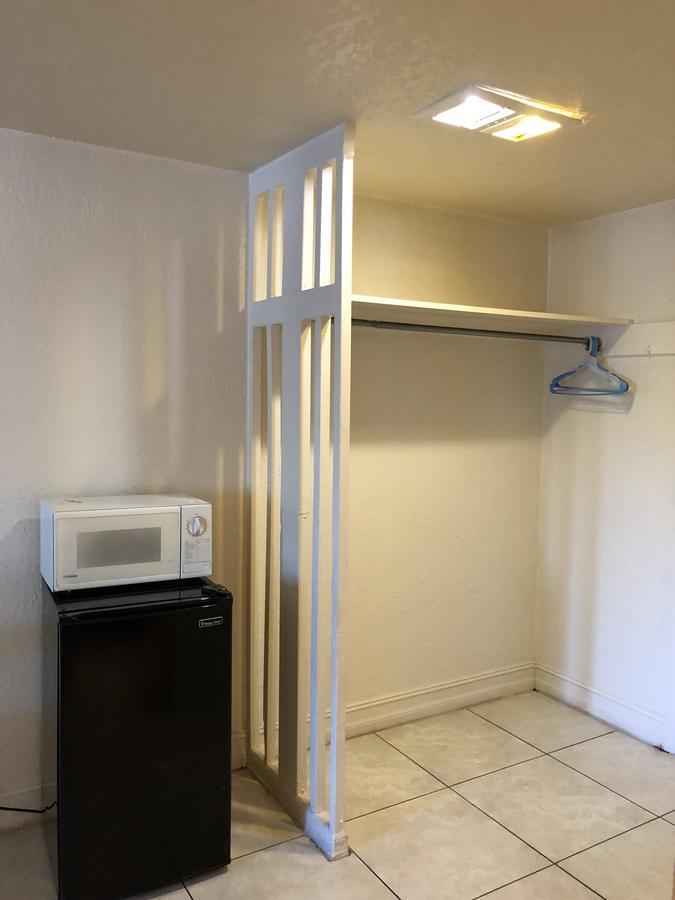 Sunset Inn Fort Pierce Bagian luar foto