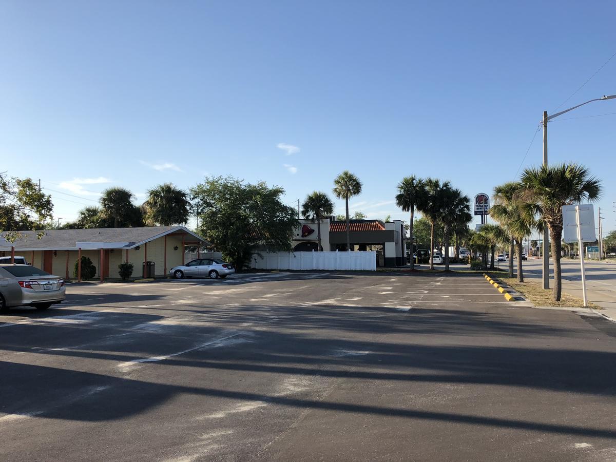 Sunset Inn Fort Pierce Bagian luar foto